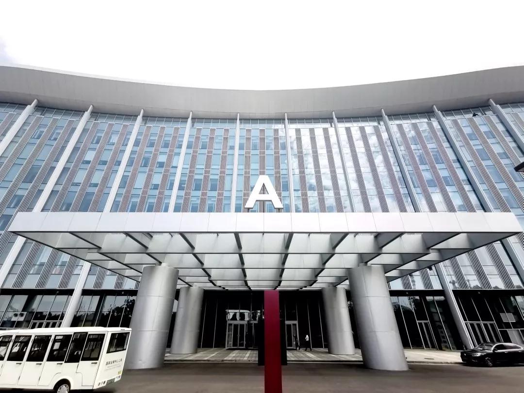 上海展會倒計時82天,靈碩集團為展商展臺設計保駕護航 靈碩集團項目組虹橋設計中心上海展會